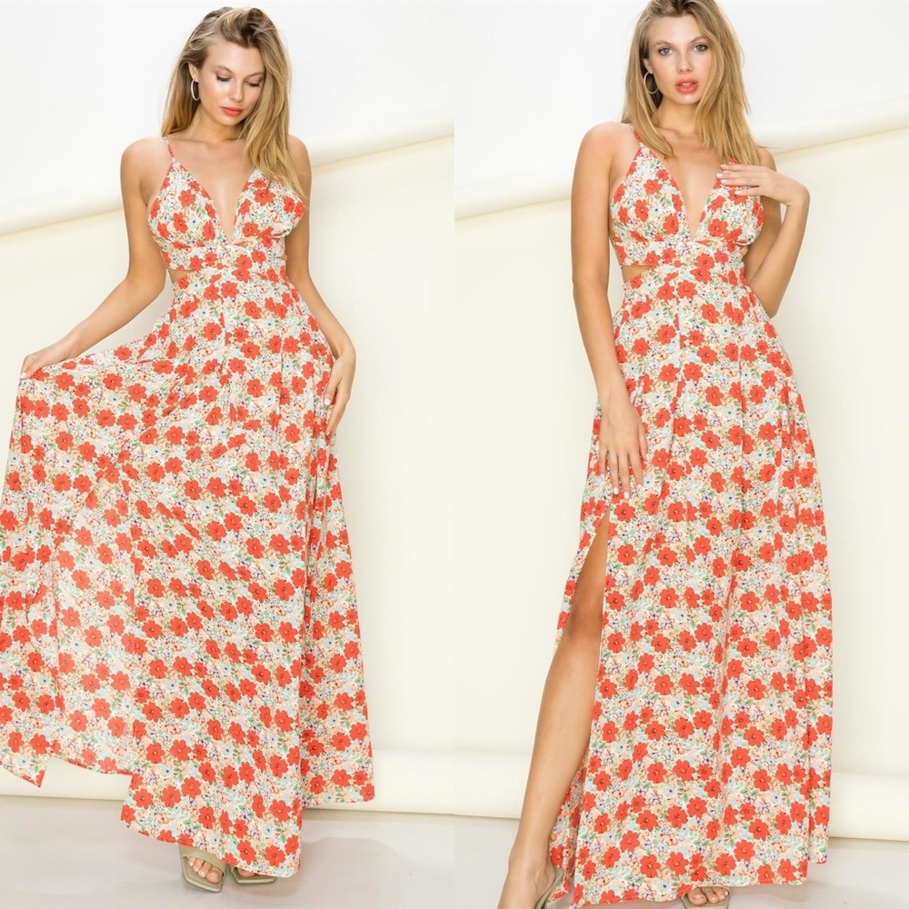 🌻Floral Maxi with side cutouts🌻